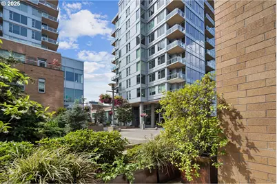 1920 S River Dr #E102, Portland, OR 97201 - Photo 4