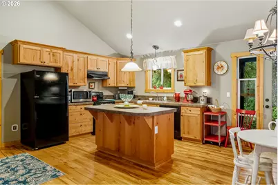 1251 Timberlake Dr, Rockaway Beach, OR 97136 - Photo 10