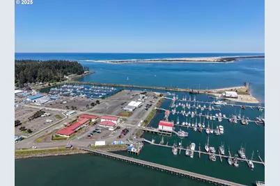 90766 Hollywood Ln, Coos Bay, OR 97420 - Photo 44