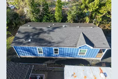 90766 Hollywood Ln, Coos Bay, OR 97420 - Photo 4