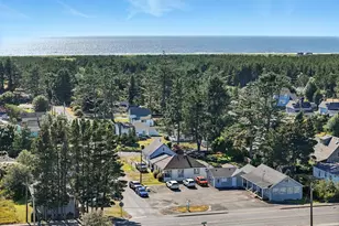 1205 49th St, Seaview, WA 98644 - Photo 34