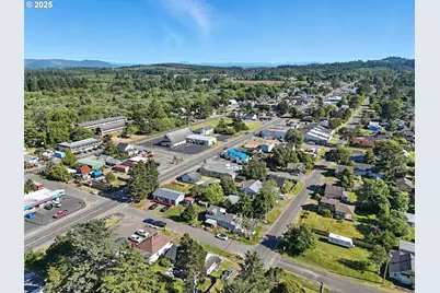 1205 49th St, Seaview, WA 98644 - Photo 36