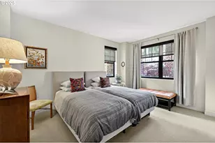 2448 NW Westover Rd, Portland, OR 97210 - Photo 24