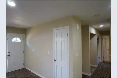 13301 NE 20th St, Vancouver, WA 98684 - Photo 8