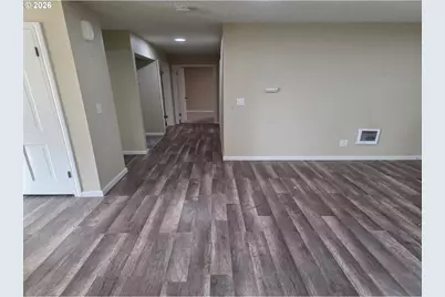 13301 NE 20th St, Vancouver, WA 98684 - Photo 16