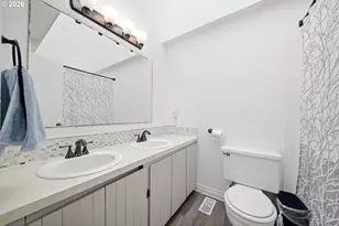 2213 NE Parkview Dr, Vancouver, WA 98686 - Photo 20