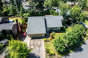 2213 NE Parkview Dr, Vancouver, WA 98686 - Photo 36
