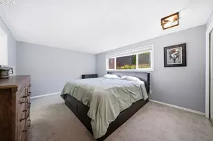 2213 NE Parkview Dr, Vancouver, WA 98686 - Photo 18