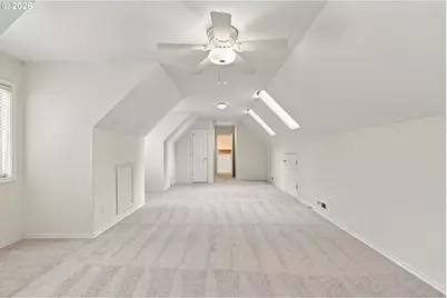 17818 NW Gilbert Ln, Portland, OR 97229 - Photo 36