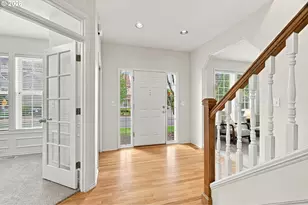 17818 NW Gilbert Ln, Portland, OR 97229 - Photo 4