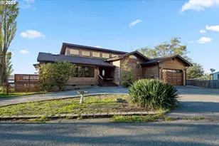 57555 Parkersburg Rd, Bandon, OR 97411 - Photo 6