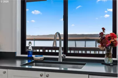 57555 Parkersburg Rd, Bandon, OR 97411 - Photo 14