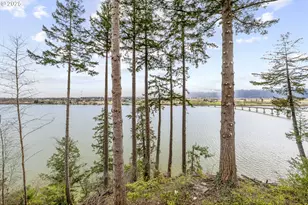 572 Columbia St, Cathlamet, WA 98612 - Photo 30