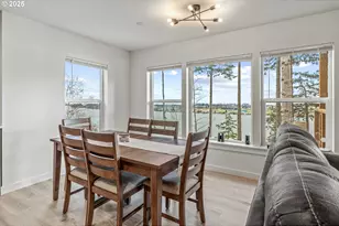 572 Columbia St, Cathlamet, WA 98612 - Photo 12