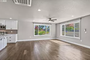 151 Alpha Dr, Longview, WA 98632 - Photo 12