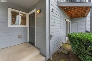 1040 Columbia Ridge Dr, Vancouver, WA 98664 - Photo 2