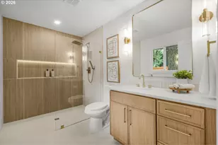 18111 SW Pioneer Ct, Lake Oswego, OR 97034 - Photo 22