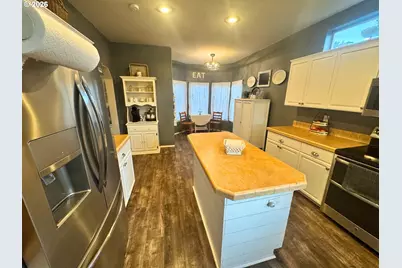 980 W Angus Ave, Hermiston, OR 97838 - Photo 32