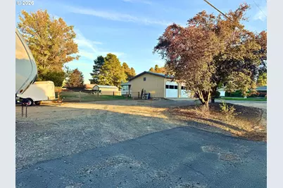 980 W Angus Ave, Hermiston, OR 97838 - Photo 12