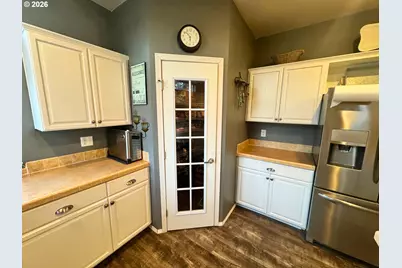 980 W Angus Ave, Hermiston, OR 97838 - Photo 34