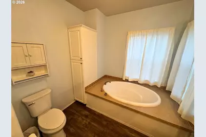 980 W Angus Ave, Hermiston, OR 97838 - Photo 46