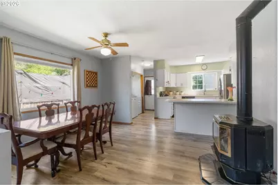 226 SW 16th St, Chehalis, WA 98532 - Photo 8
