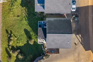 29154 Kerber Dr, Gold Beach, OR 97444 - Photo 42