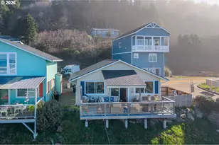 29154 Kerber Dr, Gold Beach, OR 97444 - Photo 2