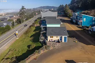 29154 Kerber Dr, Gold Beach, OR 97444 - Photo 6