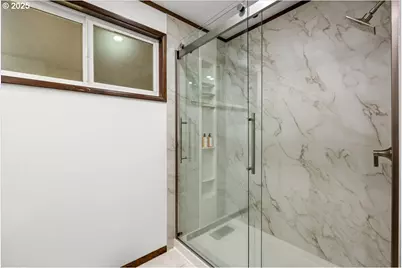 4470 Lakeview Blvd, Lake Oswego, OR 97035 - Photo 20