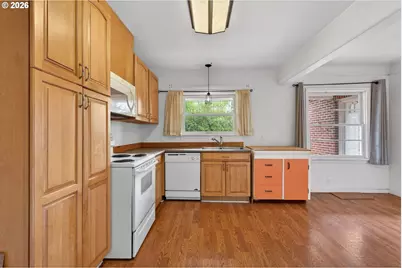 19100 SW Blanton St, Beaverton, OR 97078 - Photo 12
