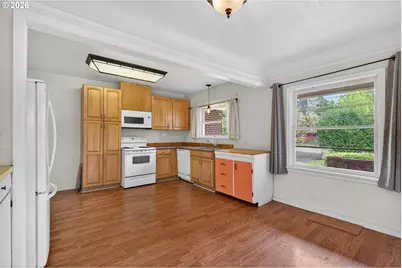 19100 SW Blanton St, Beaverton, OR 97078 - Photo 12