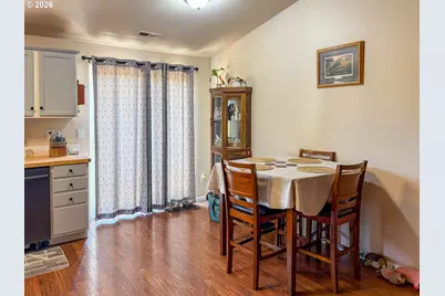185 SE Lebleu Ln, Winston, OR 97496 - Photo 4