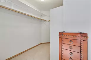 10907 SE Henderson Dr, Portland, OR 97266 - Photo 24