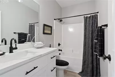 1025 Sassafras St, Independence, OR 97351 - Photo 26