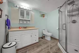 6180 NE Vera St, Portland, OR 97213 - Photo 22