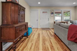 6180 NE Vera St, Portland, OR 97213 - Photo 4
