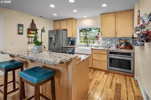 6180 NE Vera St, Portland, OR 97213 - Photo 8
