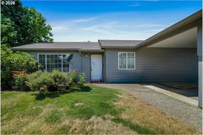 2523 E Main St, Cottage Grove, OR 97424 - Photo 2