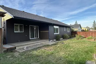 1202 E 2nd Ave, Sutherlin, OR 97479 - Photo 32