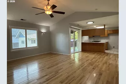 1202 E Second Ave, Sutherlin, OR 97479 - Photo 6