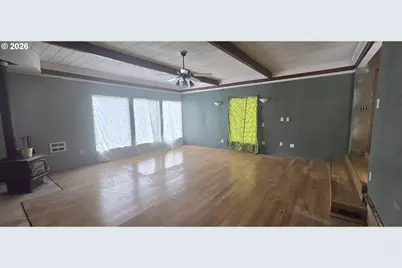 376 10th Ave, Coos Bay, OR 97420 - Photo 12