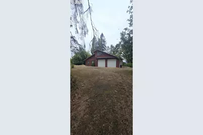 376 10th Ave, Coos Bay, OR 97420 - Photo 2