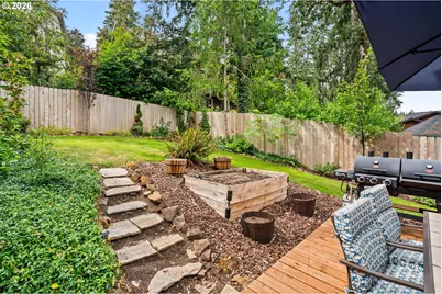 7289 Glacier Dr, Springfield, OR 97477 - Photo 30