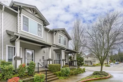 10795 NE Gateway Pl, Hillsboro, OR 97006 - Photo 1