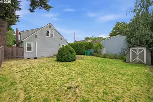 1910 Harney St, Vancouver, WA 98660 - Photo 32