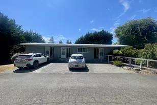 2645 N 16th Ct, Coos Bay, OR 97420 - Photo 1