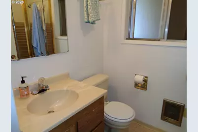 2645 N 16th Ct, Coos Bay, OR 97420 - Photo 20