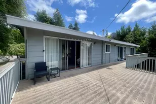 2645 N 16th Ct, Coos Bay, OR 97420 - Photo 14