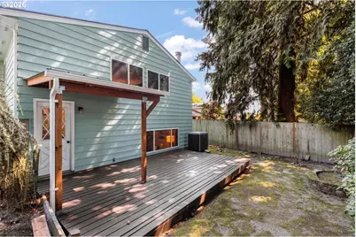 9110 SW Pinebrook St, Tigard, OR 97224 - Photo 24